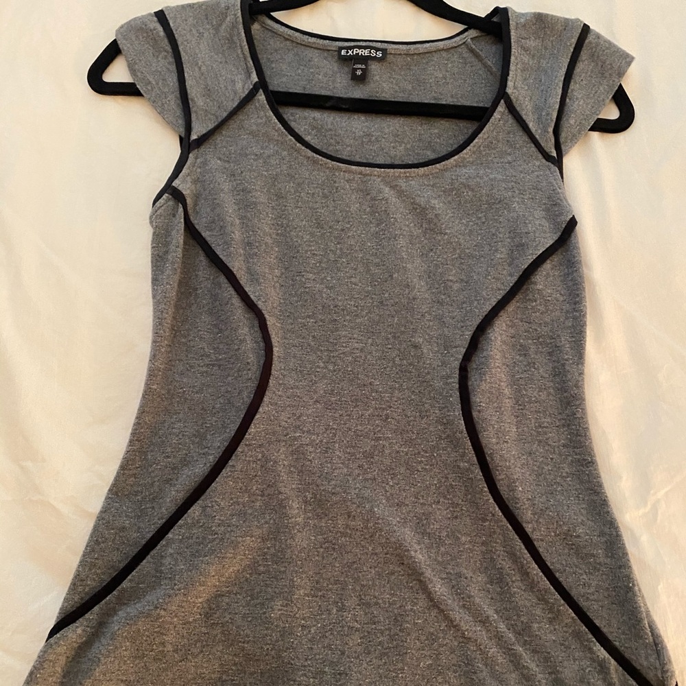 Grey cap sleeve top